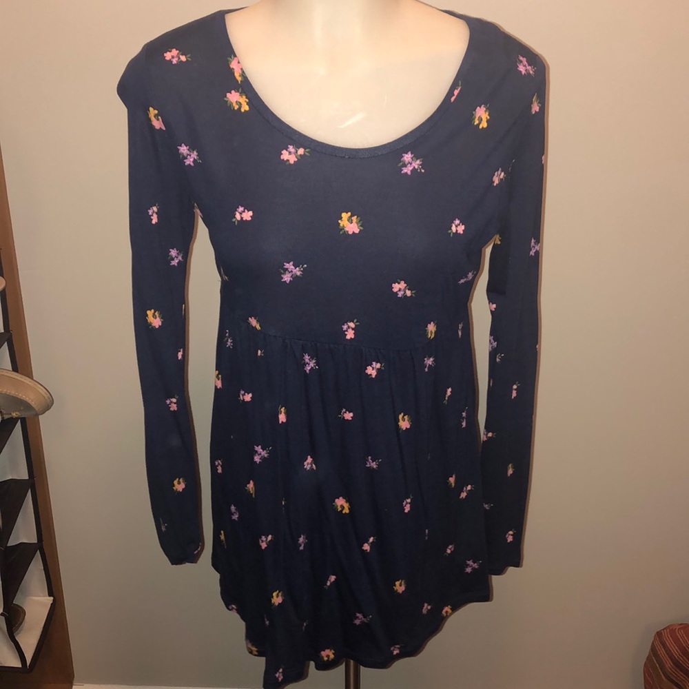 Old Navy Maternity Navy Long Sleeve Flower Shirt